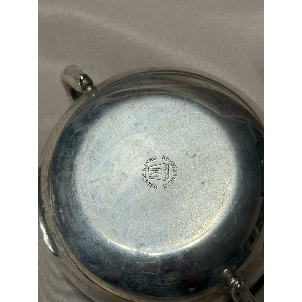 Silver Plated ‎ Sugar Bowl With Top And Creamer Vintage